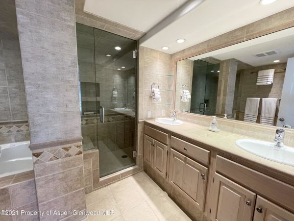 Aspen Home 987552