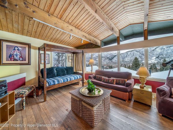 Aspen Home 987555