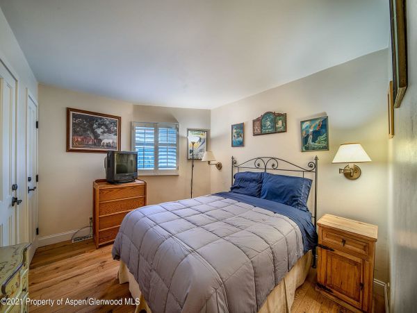 Aspen Home 987555