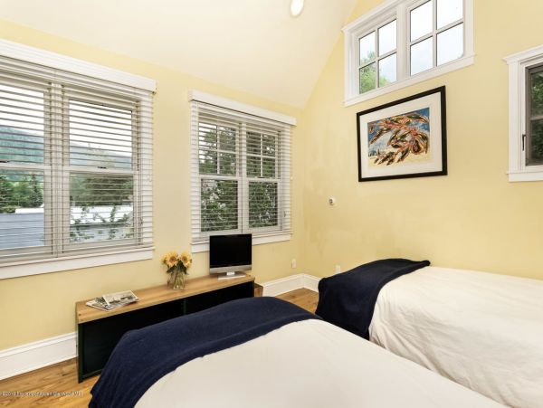 Aspen Home 987559