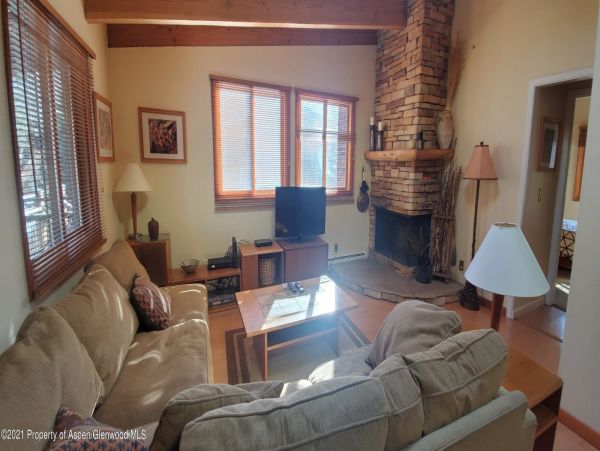 Aspen Home 987561