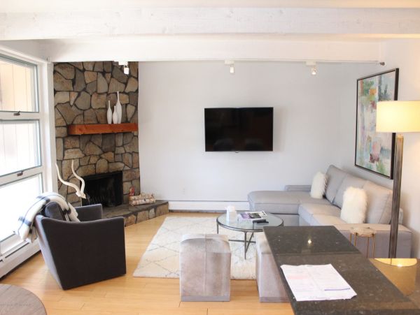 Aspen Home 987563