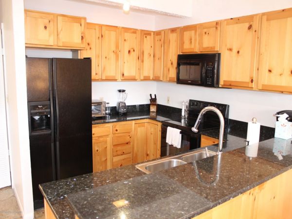 Aspen Home 987563