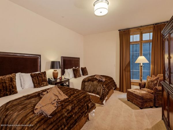 Aspen Home 987564