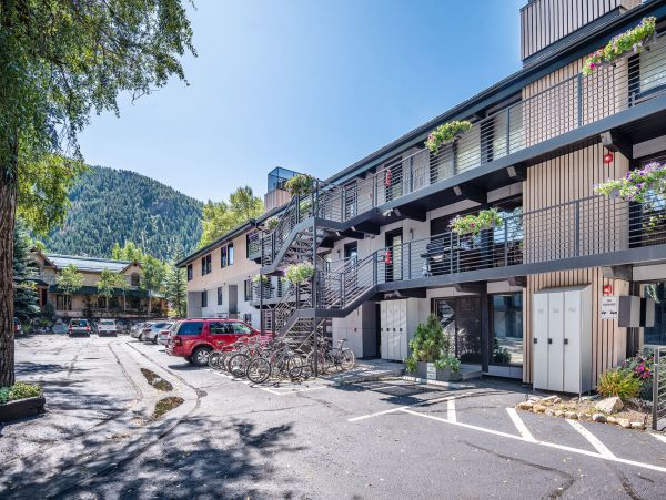 Aspen Home 987565