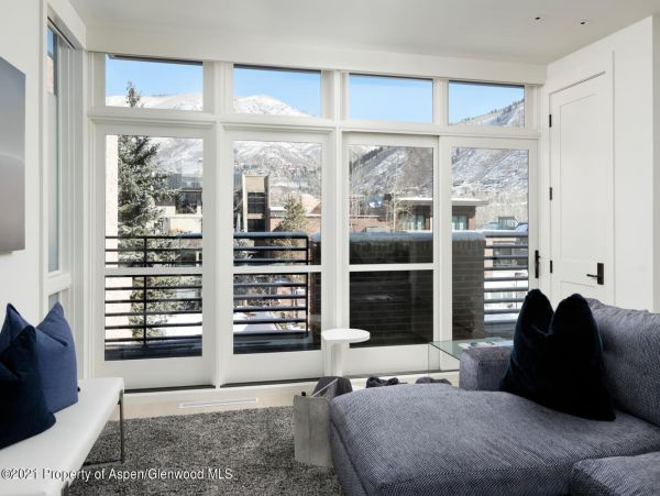 Aspen Home 987566