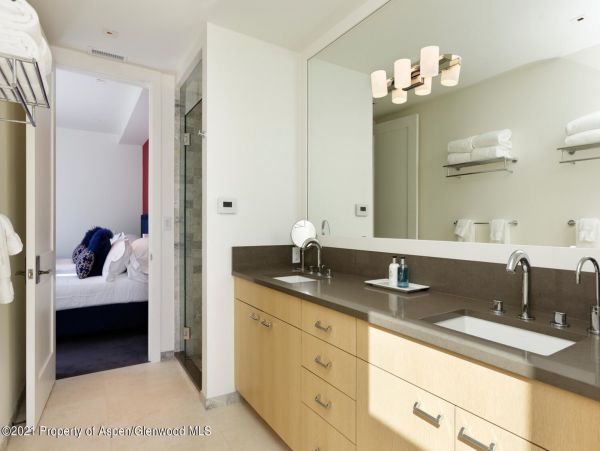 Aspen Home 987566