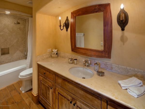 Aspen Home 987569