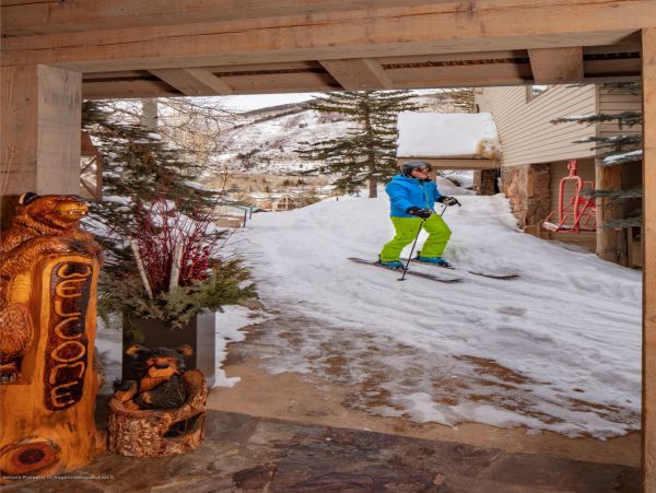 Aspen Home 987569