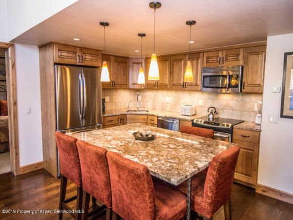 Aspen Home 987570