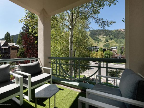 Aspen Home 987571