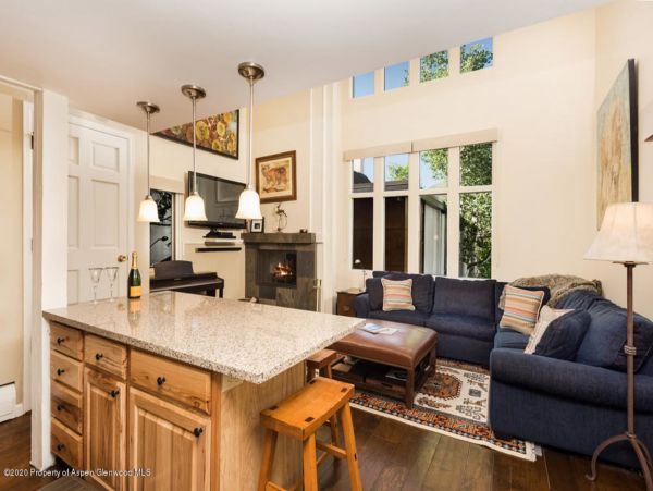 Aspen Home 987572