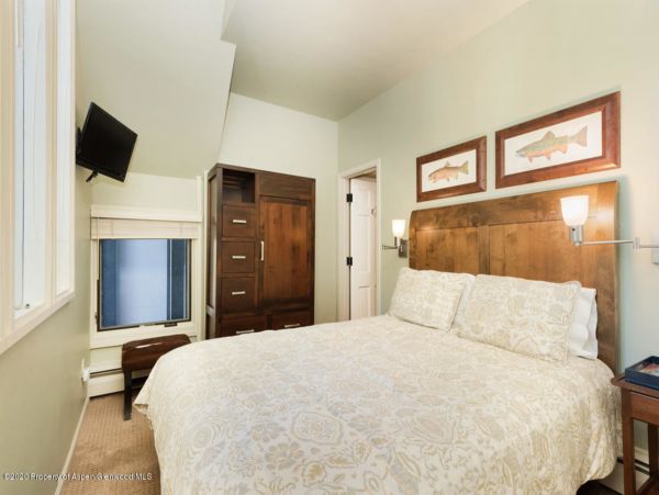 Aspen Home 987572
