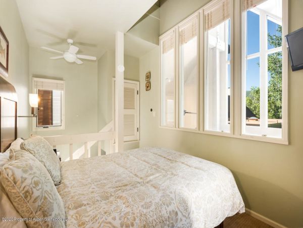 Aspen Home 987572