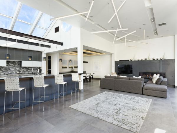 Aspen Home 987575