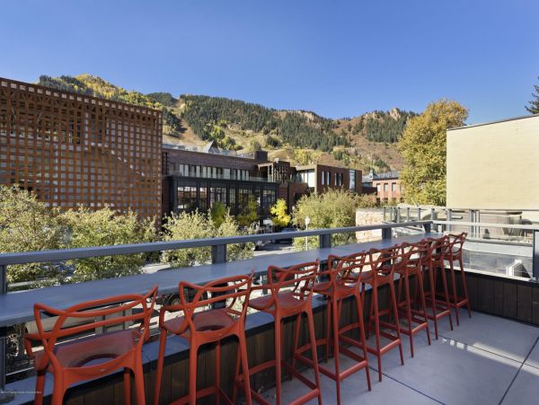 Aspen Home 987575