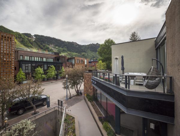 Aspen Home 987575