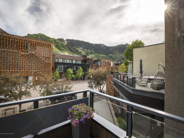 Aspen Home 987575