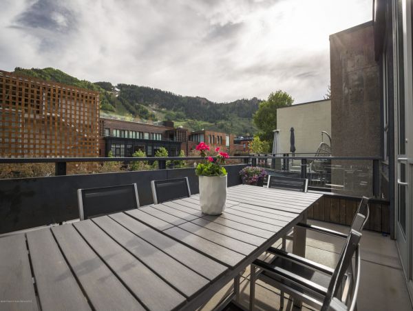 Aspen Home 987575