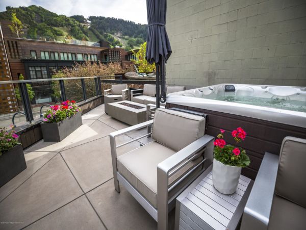Aspen Home 987575