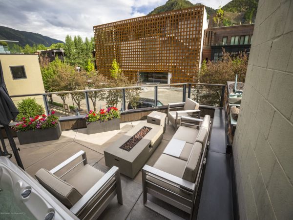 Aspen Home 987575