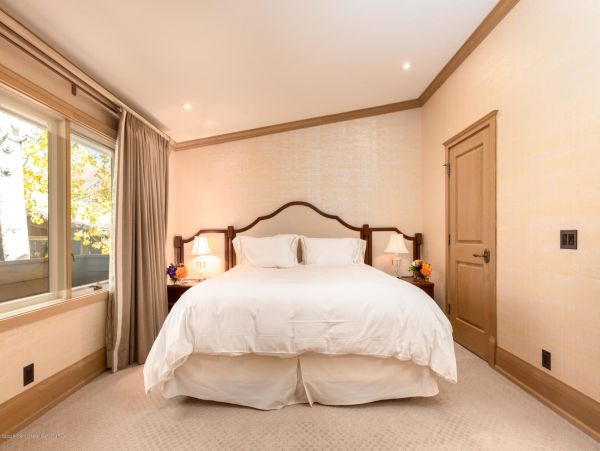 Aspen Home 987580