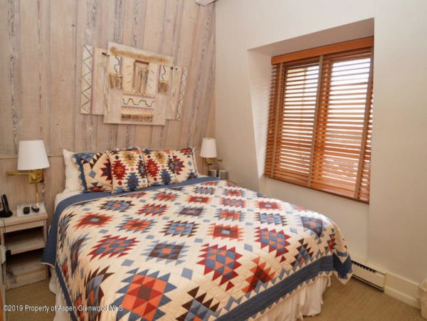 Aspen Home 987581