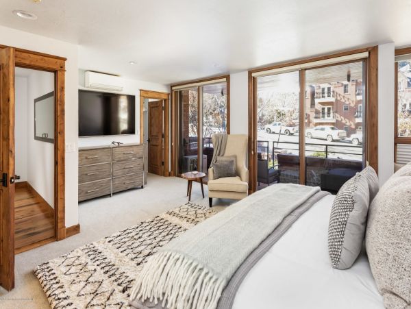 Aspen Home 987582