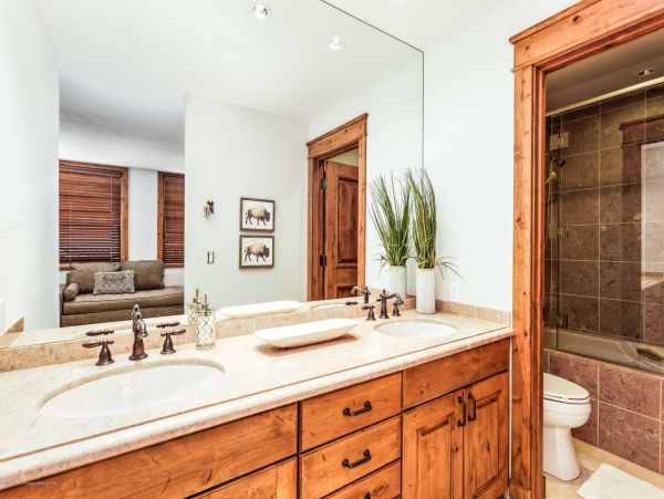 Aspen Home 987582