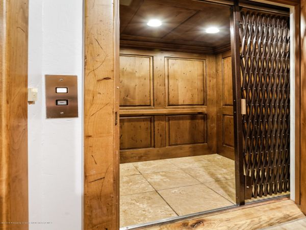 Aspen Home 987582
