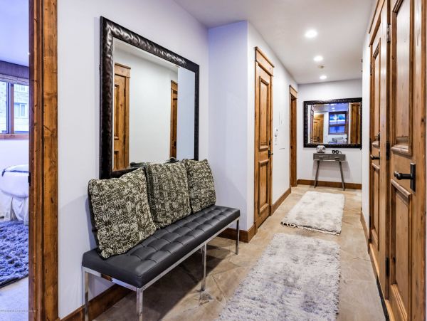 Aspen Home 987582