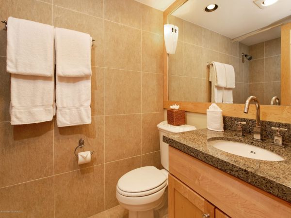 Aspen Home 987583