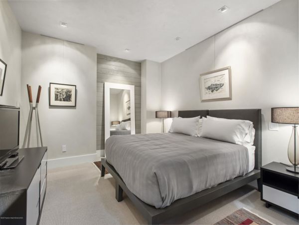 Aspen Home 987584