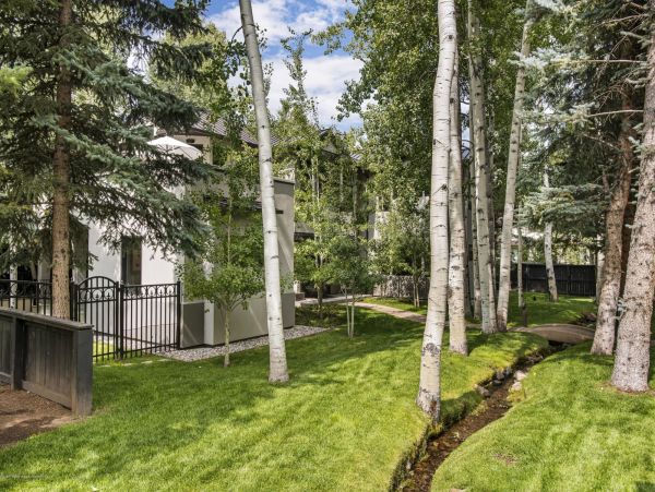 Aspen Home 987584