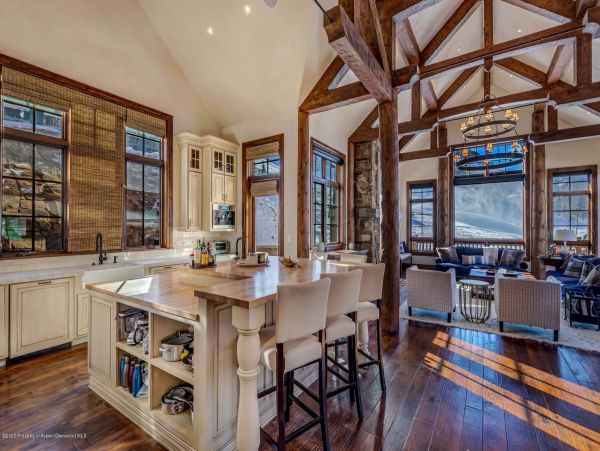 Aspen Home 987586