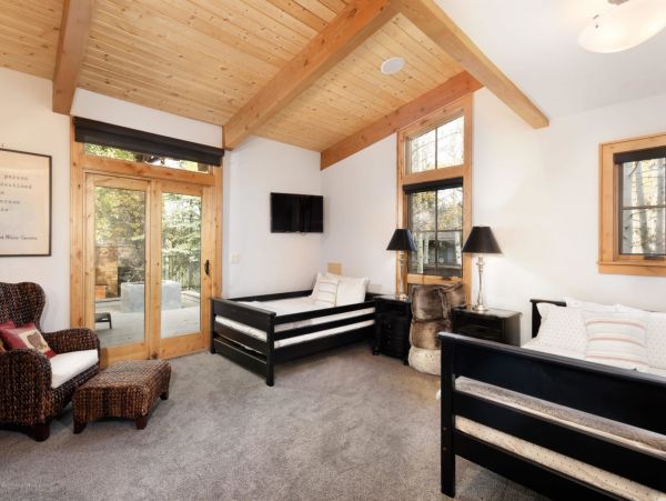 Aspen Home 987588