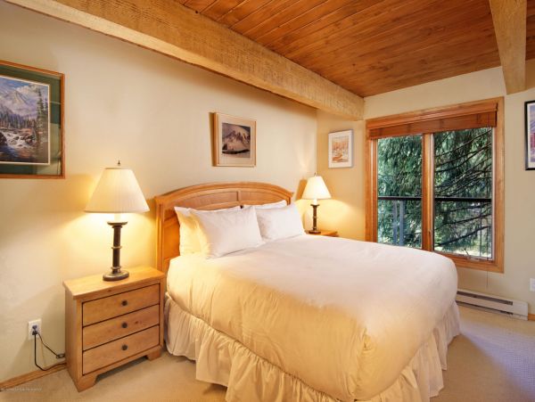 Aspen Home 987589