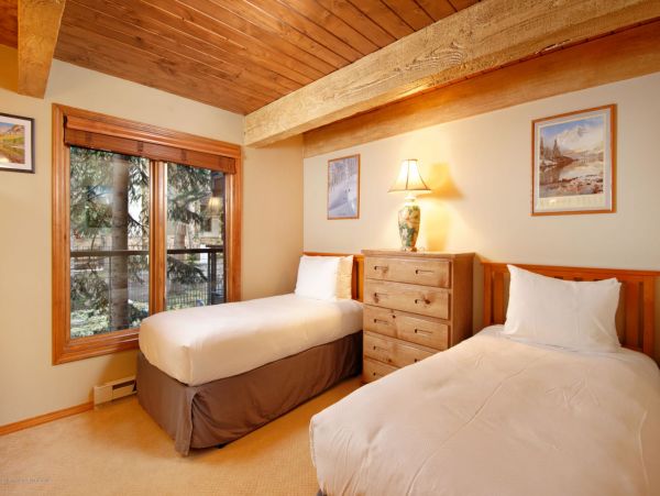 Aspen Home 987589