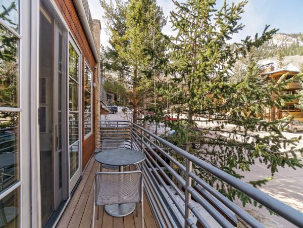 Luxury Aspen Four Bedroom Residence