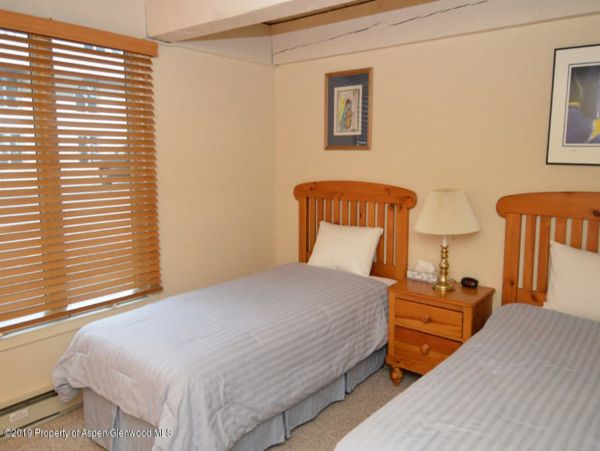 Aspen Home 987594
