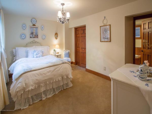 Aspen Home 987595