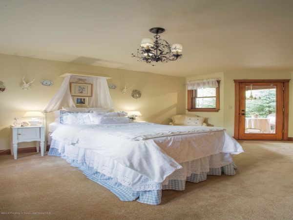 Aspen Home 987595