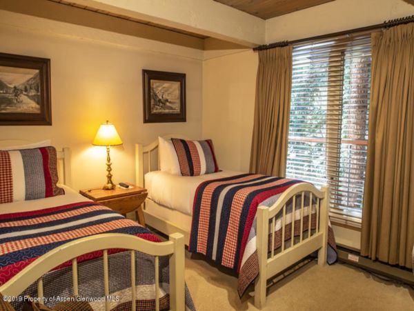 Aspen Home 987596