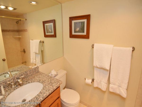 Aspen Home 987596
