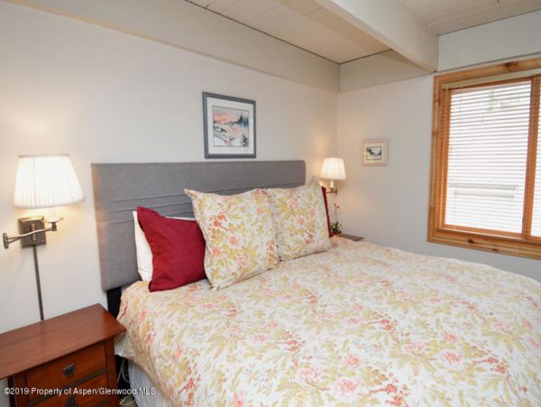 Aspen Home 987600