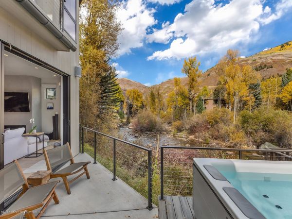 Aspen Home 987603