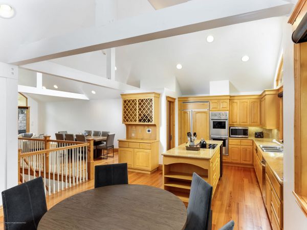Aspen Home 987604