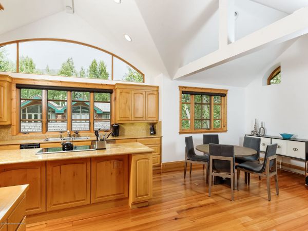 Aspen Home 987604