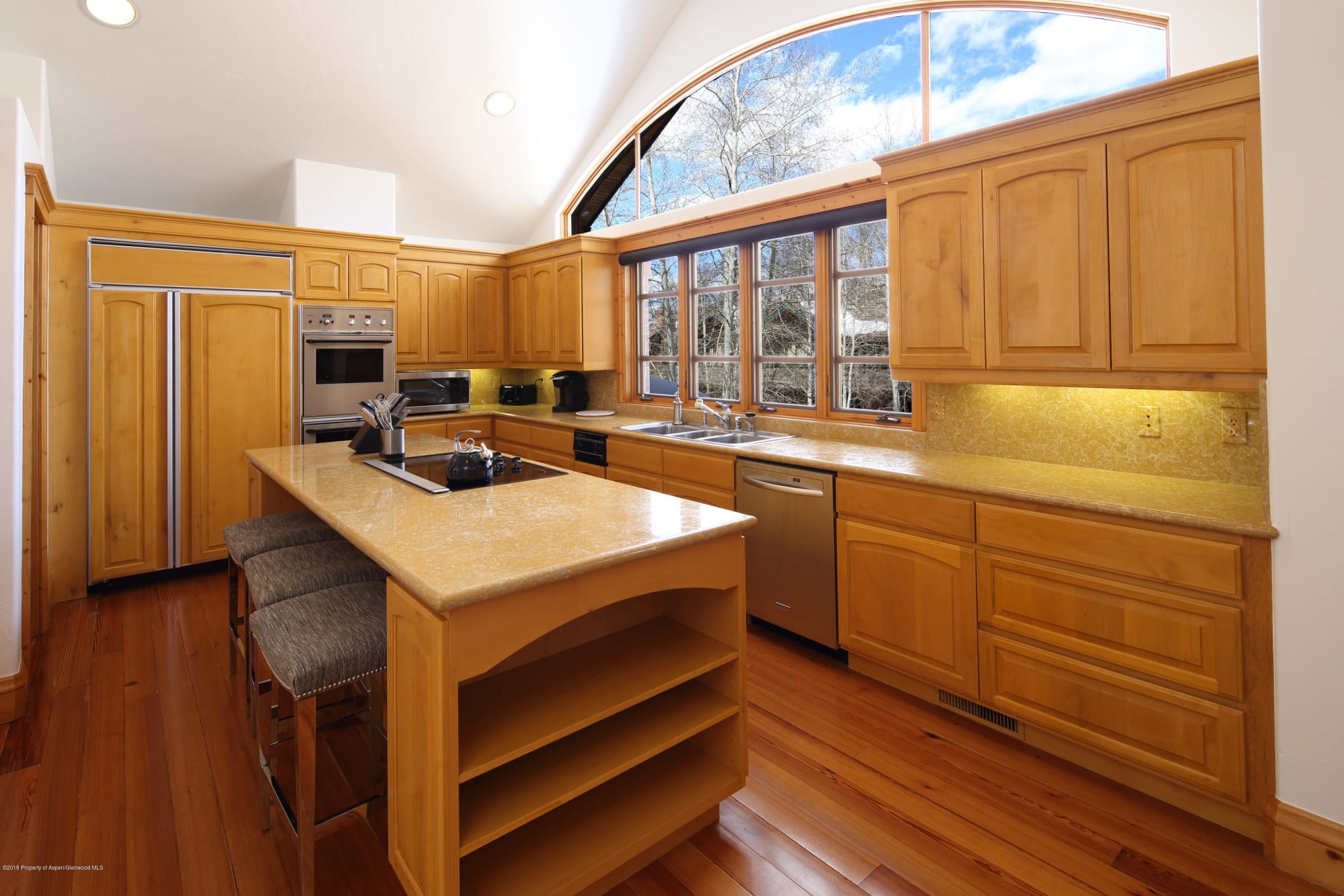 Aspen Home 987604