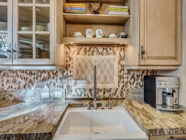 Aspen Home 987606